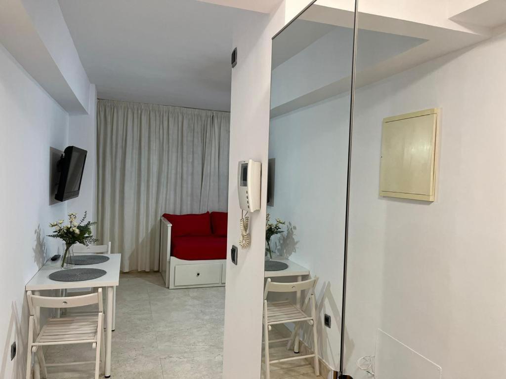 Illescas Apartamento Естепона Екстериор снимка